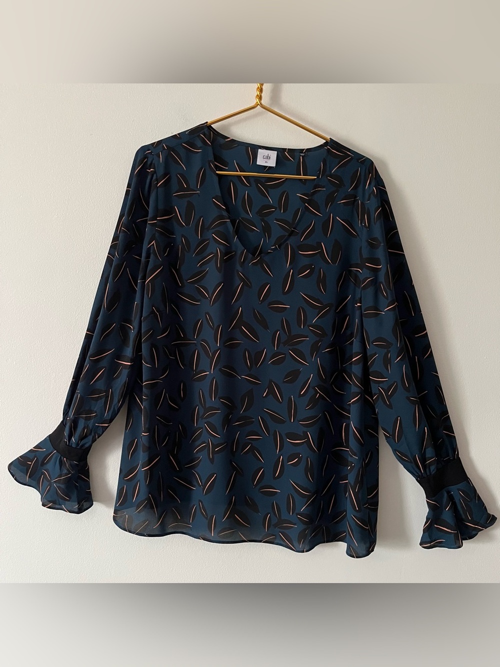 Cabi Shadow Leaf Print Teal Black Sheer Flare Sleeve V-Neck Moody Earthy Fall XL